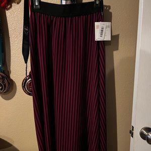 Lularoe skirt
